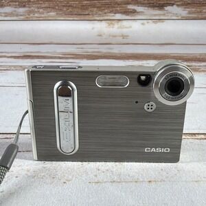Casio Exilim EX-S3 3.2MP Ultra-Thin Digital Camera Silver w/ Battery Tested
